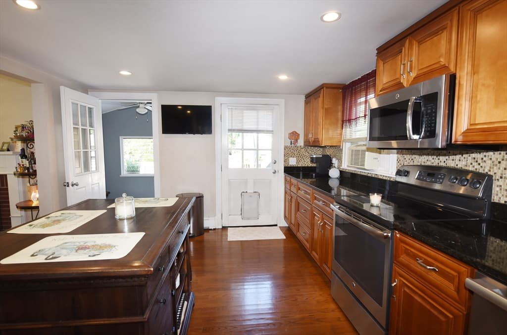 440 Summer, Rockland MA 02370 photo 15