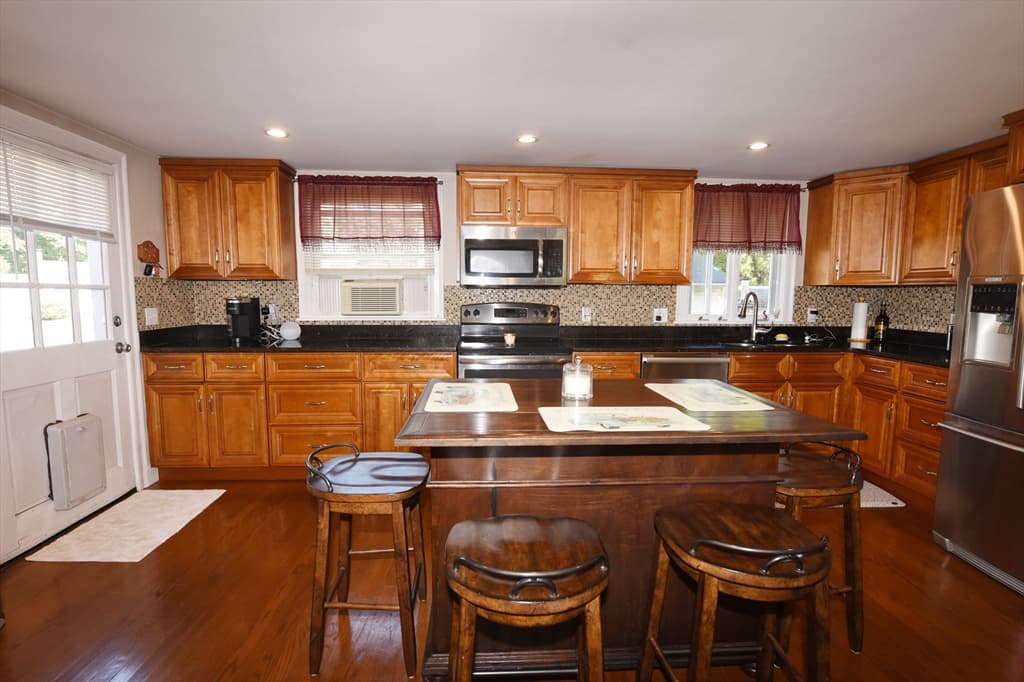 440 Summer, Rockland MA 02370 photo 11