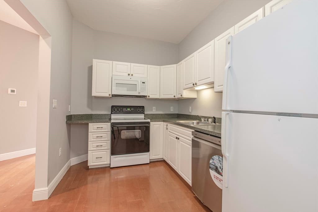 7 Main Street # 106, Brockton MA 02301 photo 13