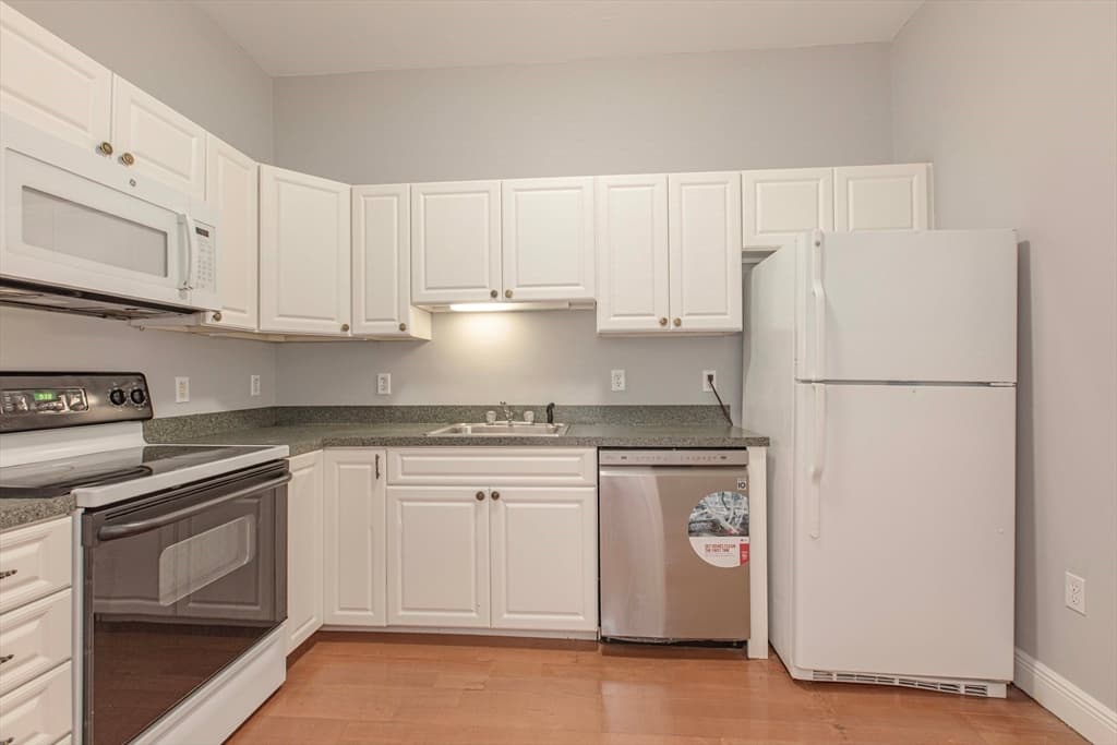 7 Main Street # 106, Brockton MA 02301 photo 11