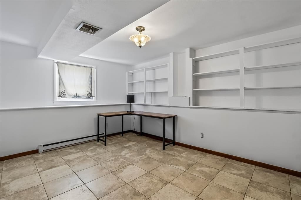Single Family Residence at 21 Cardosi Court, Pawtucket RI 02861, Pawtucket, photo 13 of 41