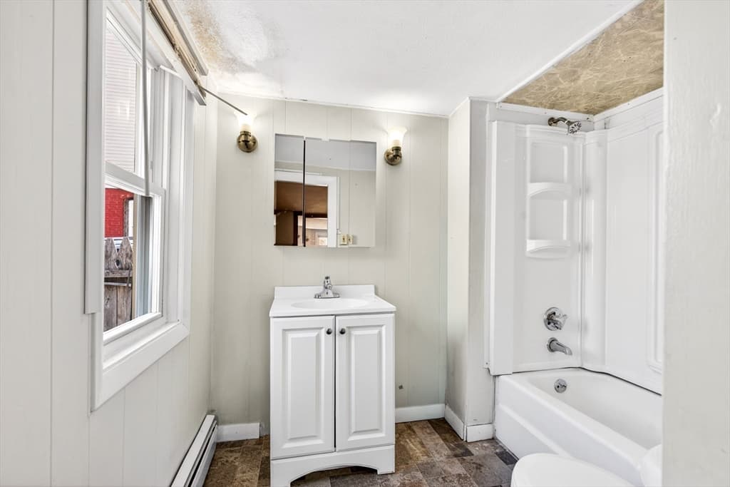 40 Moran St, Gardner MA 01440 photo 10