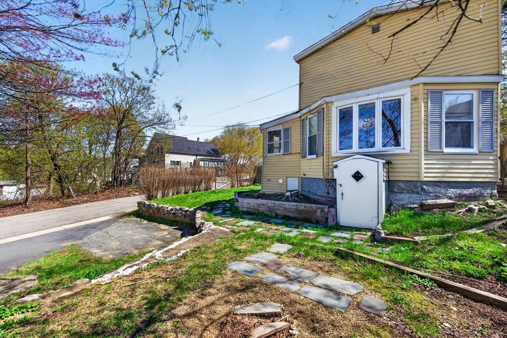 40 Moran St, Gardner MA 01440 photo 21