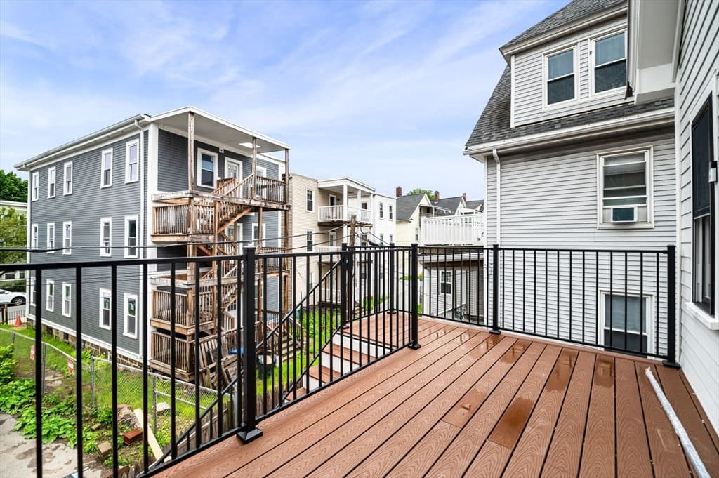 6-8 Weld Hill St, Boston MA 02130 photo 8
