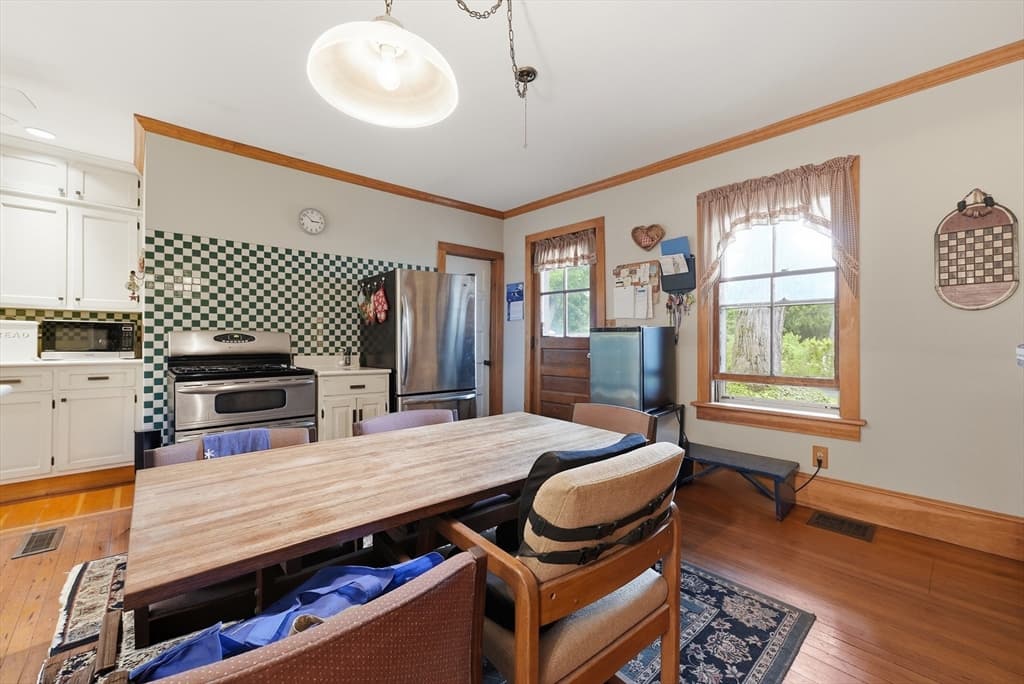 25 Garfield St, Greenfield MA 01301 photo 13