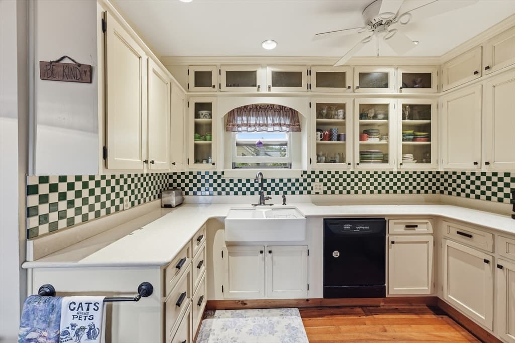 25 Garfield St, Greenfield MA 01301 photo 10