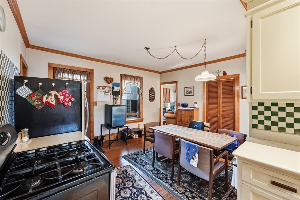 25 Garfield St, Greenfield MA 01301 photo 11