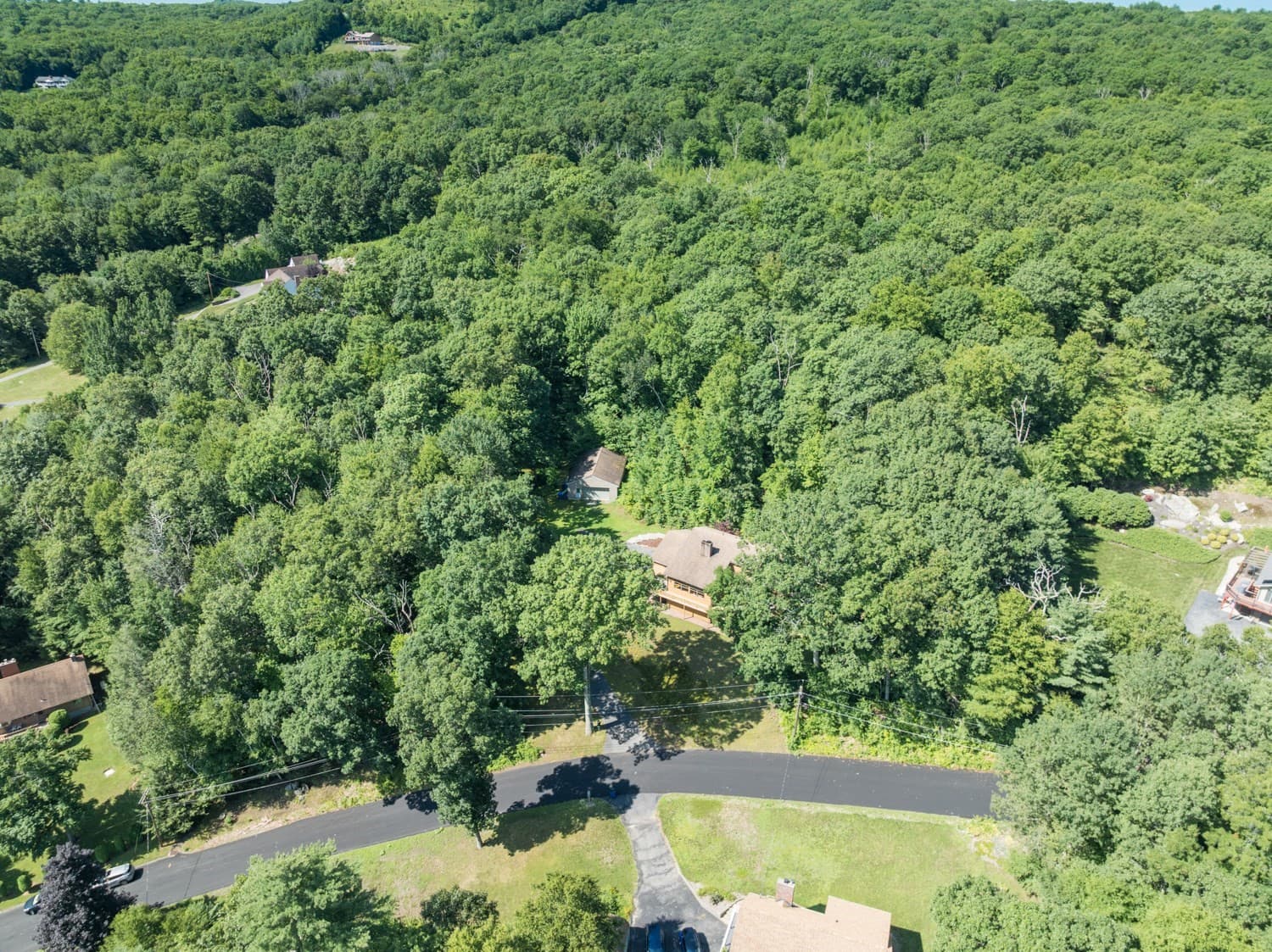 Single Family Residence at 35 Old Stagecoach Dr, Monson MA 01057, Monson, photo 9 of 41