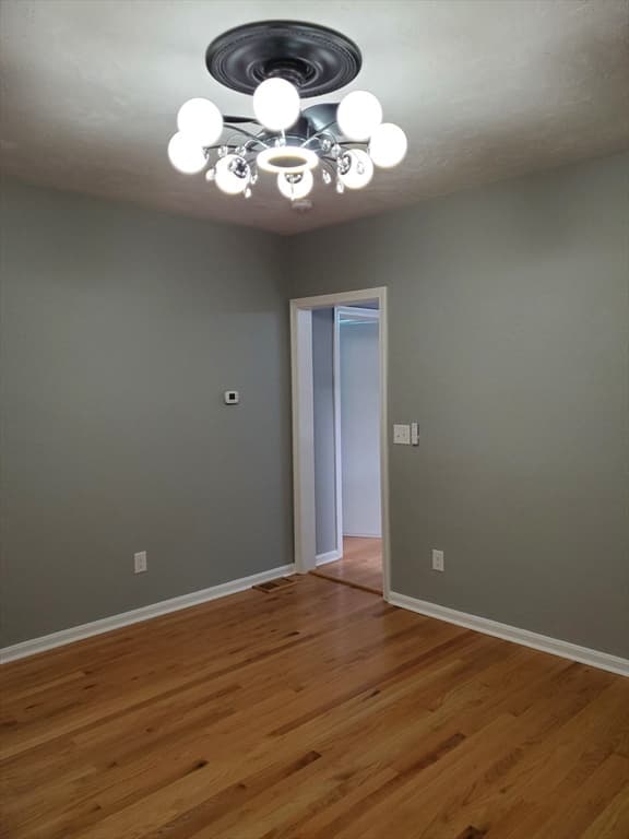 31 Esther St, Worcester MA 01604 photo 10