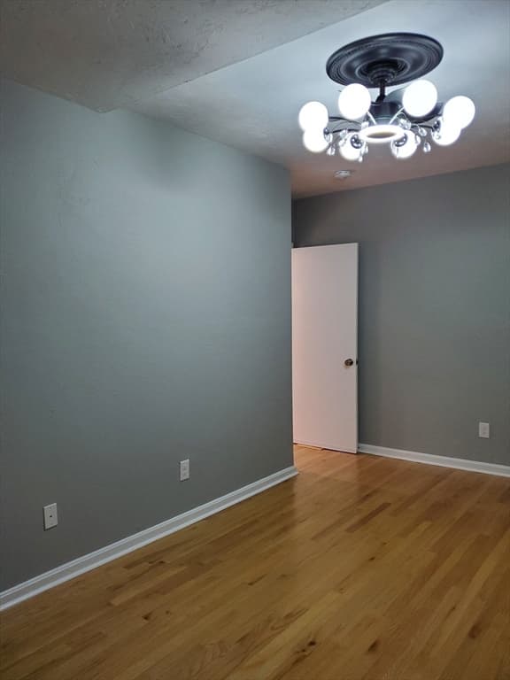 31 Esther St, Worcester MA 01604 photo 14