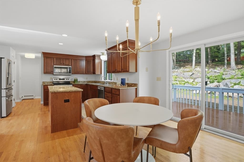 22 Wachusett Cir, Shrewsbury MA 01545 photo 7