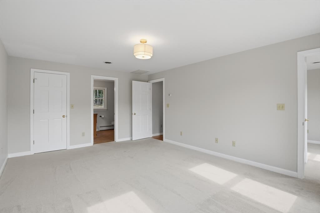 22 Wachusett Cir, Shrewsbury MA 01545 photo 20
