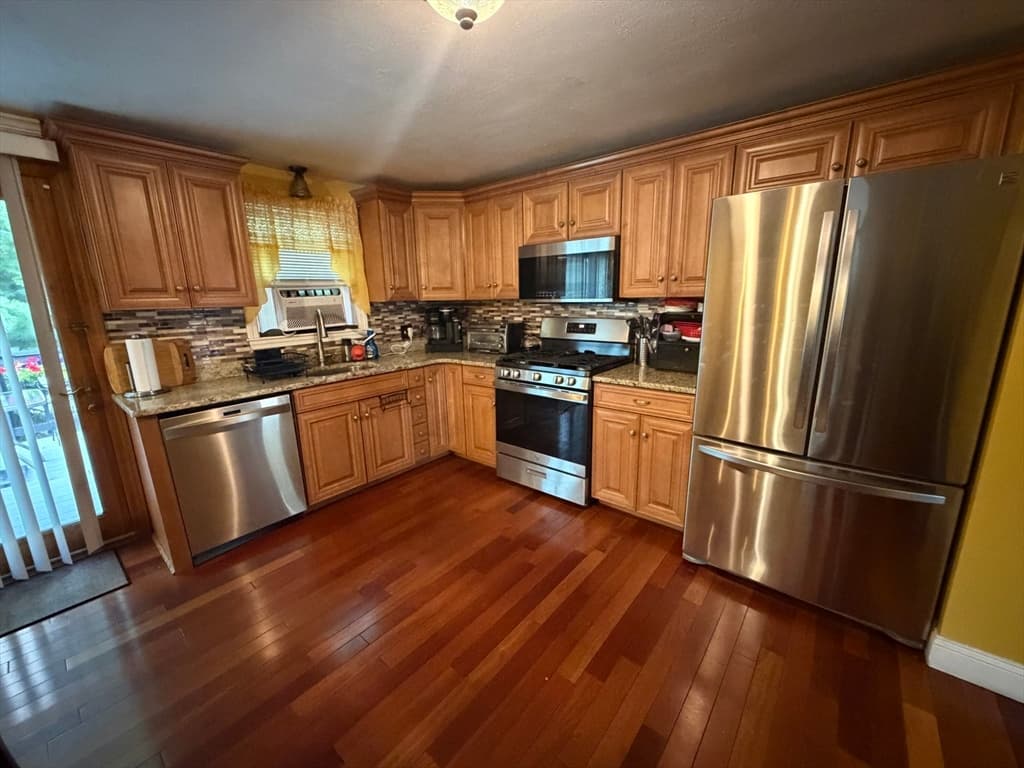 1 Burris Way, Randolph MA 02368 photo 16