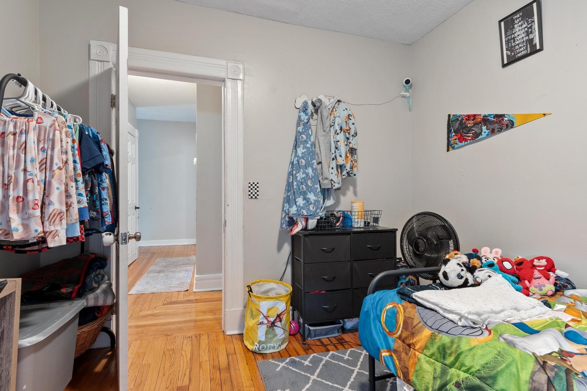 Single Family Residence at 85 Montrose St, Springfield MA 01109, Springfield, photo 23 of 39