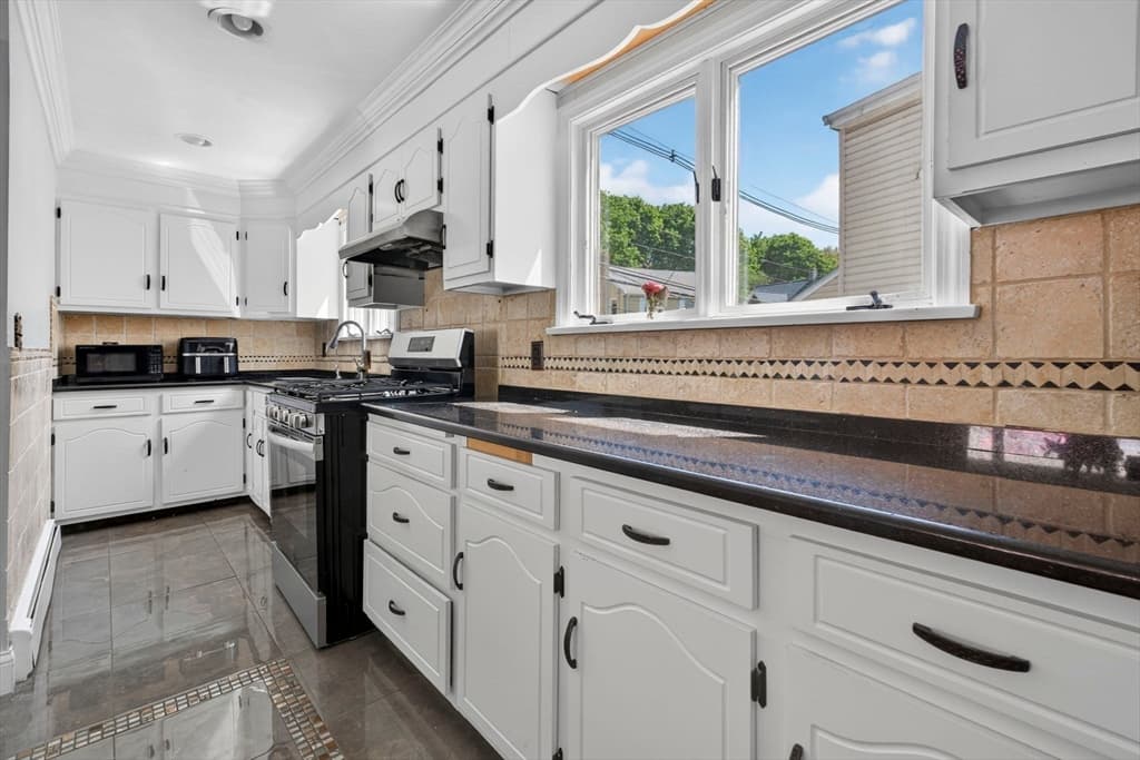 29 Bowman St, Malden MA 02148 photo 14