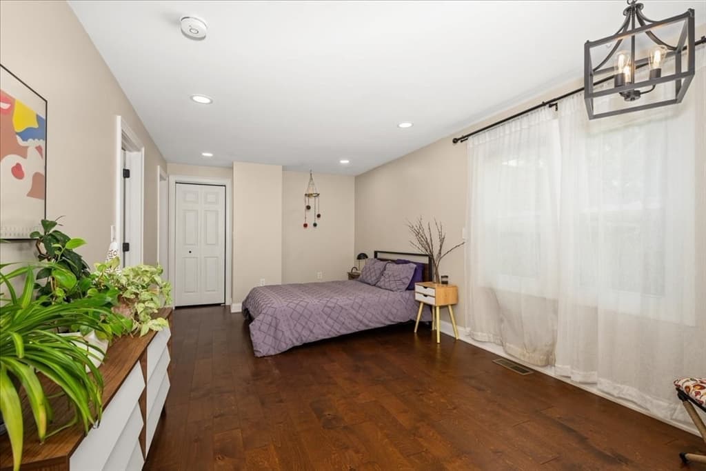 374 South St, Northampton MA 01060 photo 16