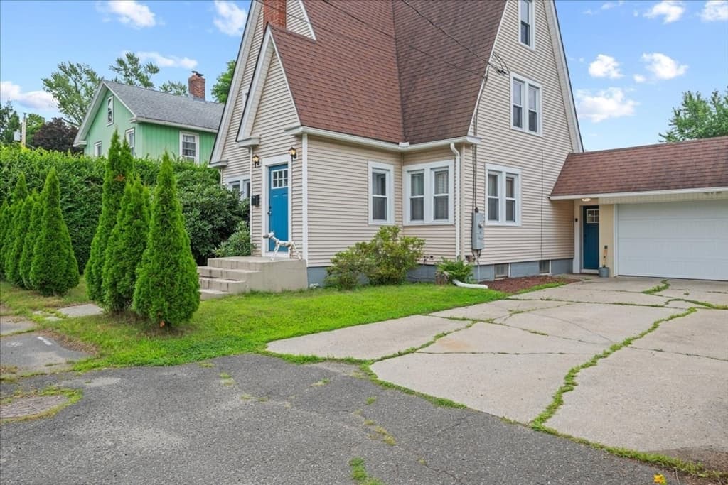 374 South St, Northampton MA 01060 photo 39
