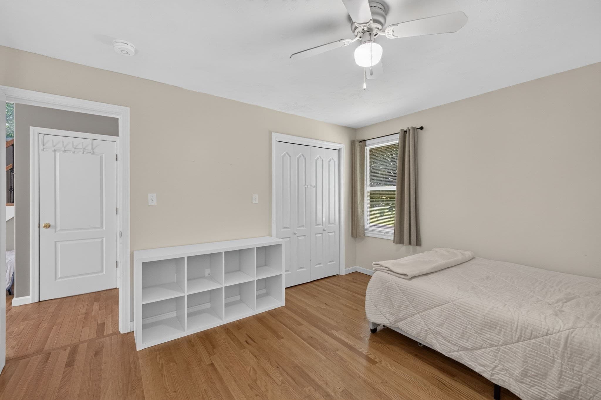 Single Family Residence at 9 Broadview Ave, Berkley MA 02779, Berkley, photo 17 of 40