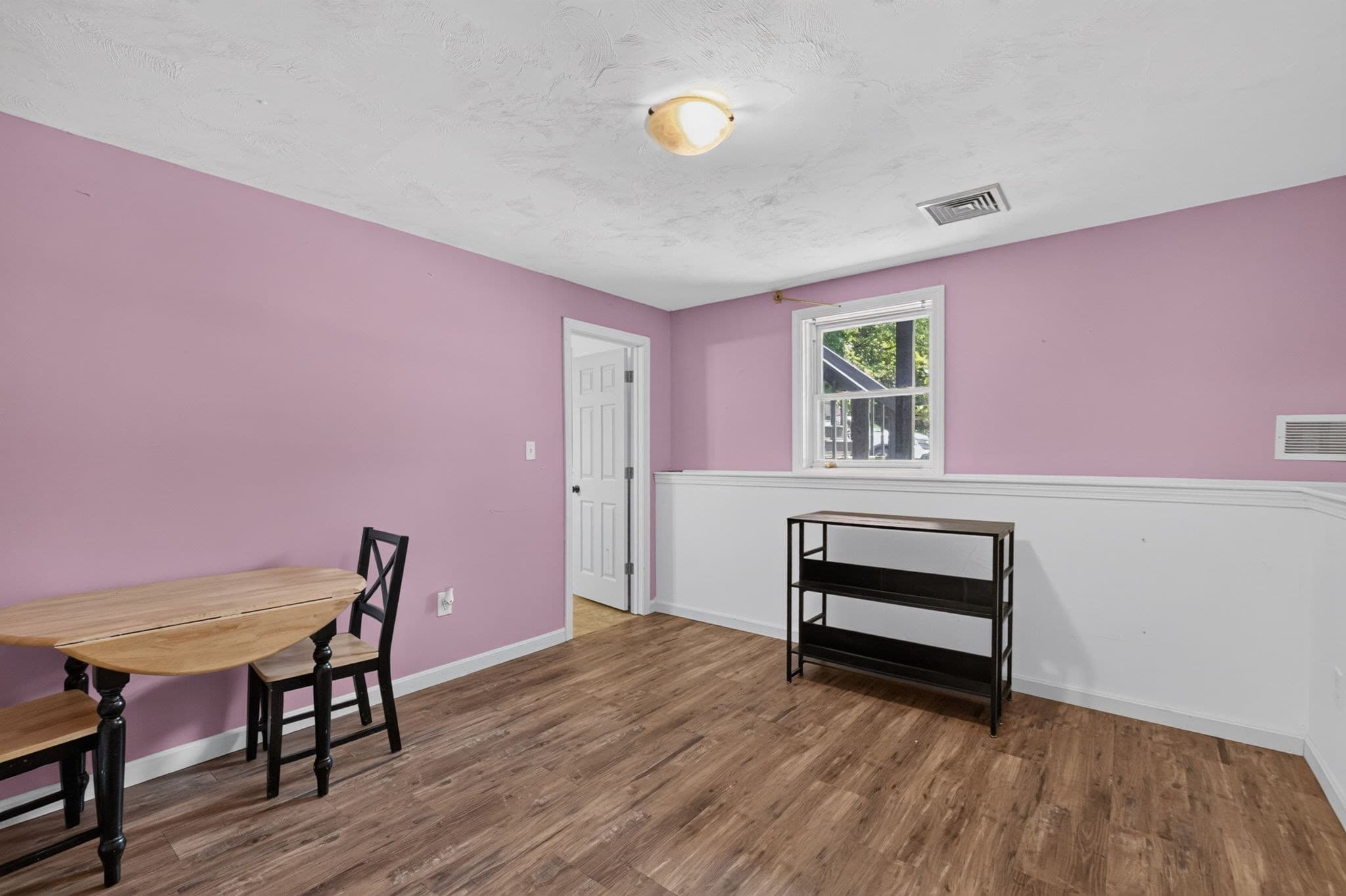 Single Family Residence at 9 Broadview Ave, Berkley MA 02779, Berkley, photo 32 of 40
