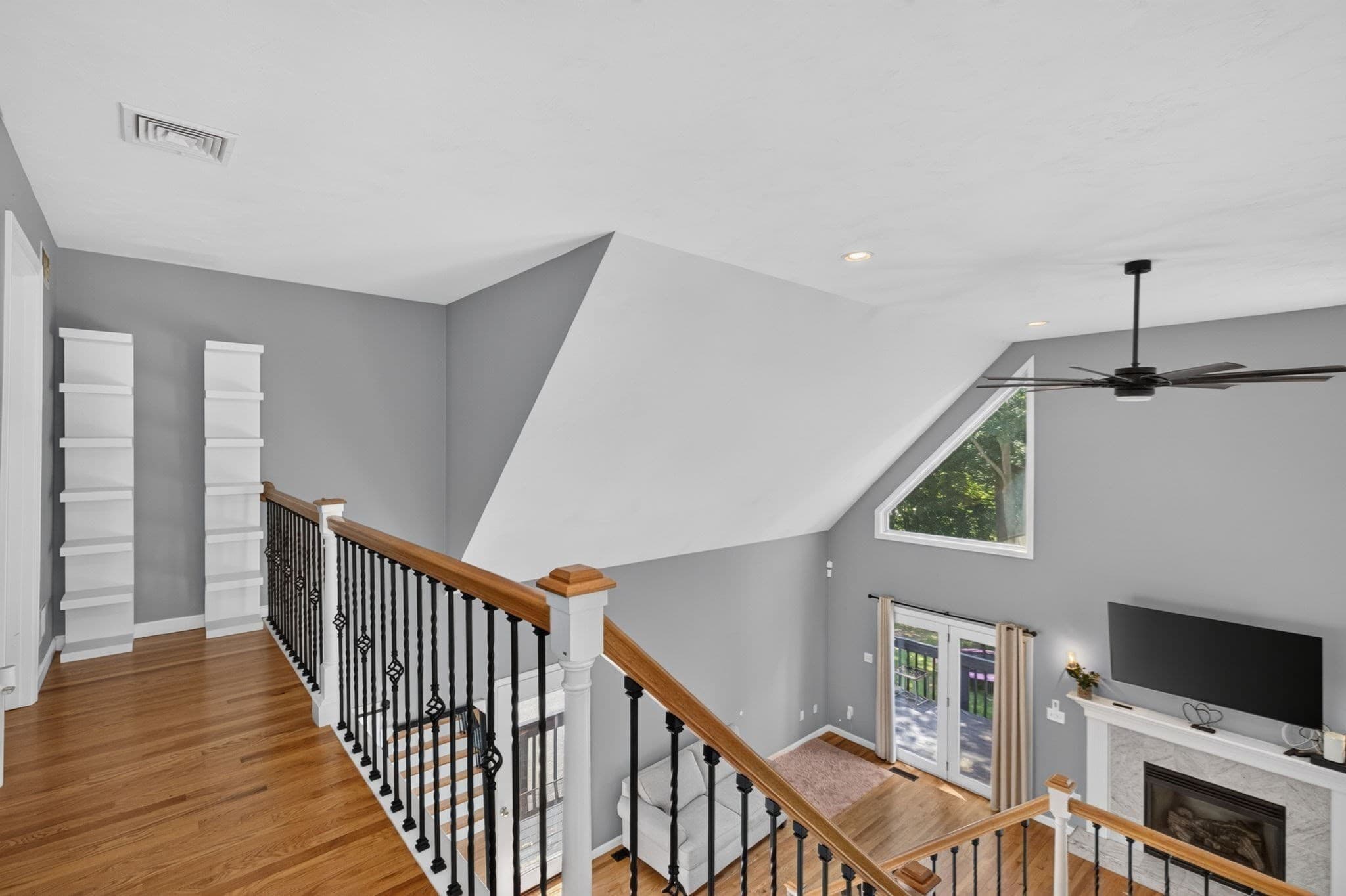 Single Family Residence at 9 Broadview Ave, Berkley MA 02779, Berkley, photo 15 of 40