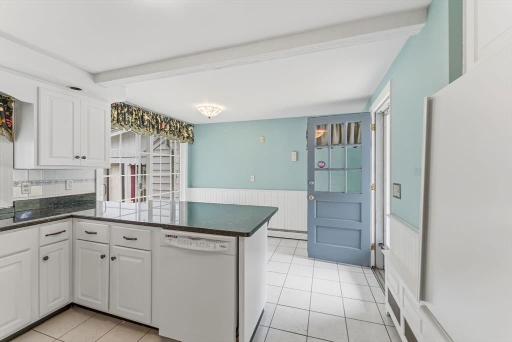 127 Anawan Rd, North Attleboro MA 02760 photo 6