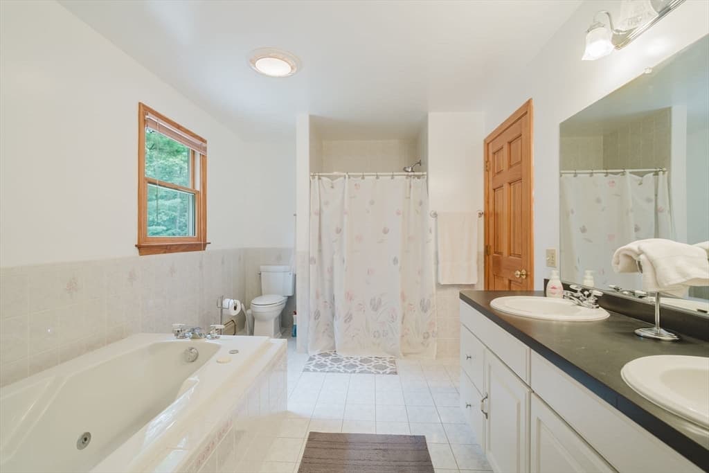 16 Pine Hill Rd, Easthampton MA 01027 photo 24