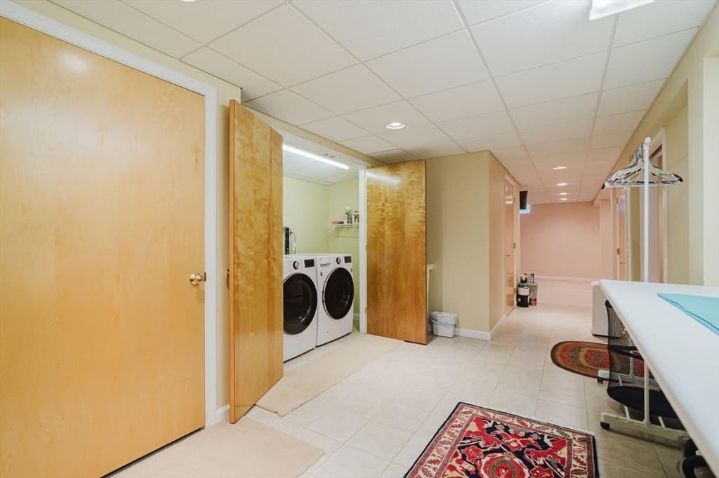 16 Pine Hill Rd, Easthampton MA 01027 photo 29