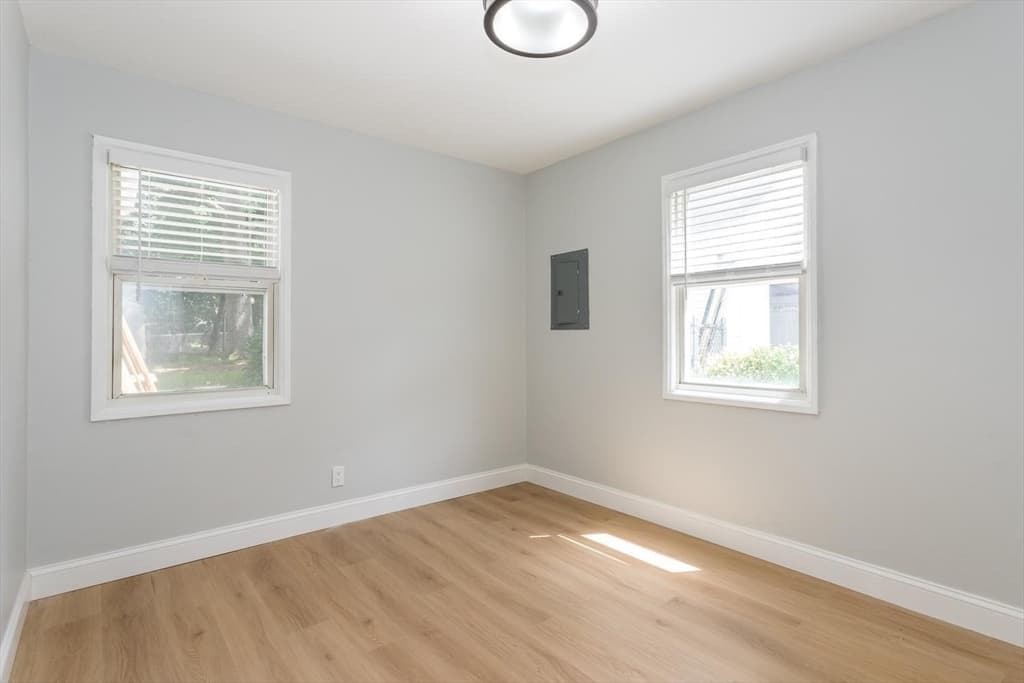 20 Rayburn Rd, Stoughton MA 02072 photo 11