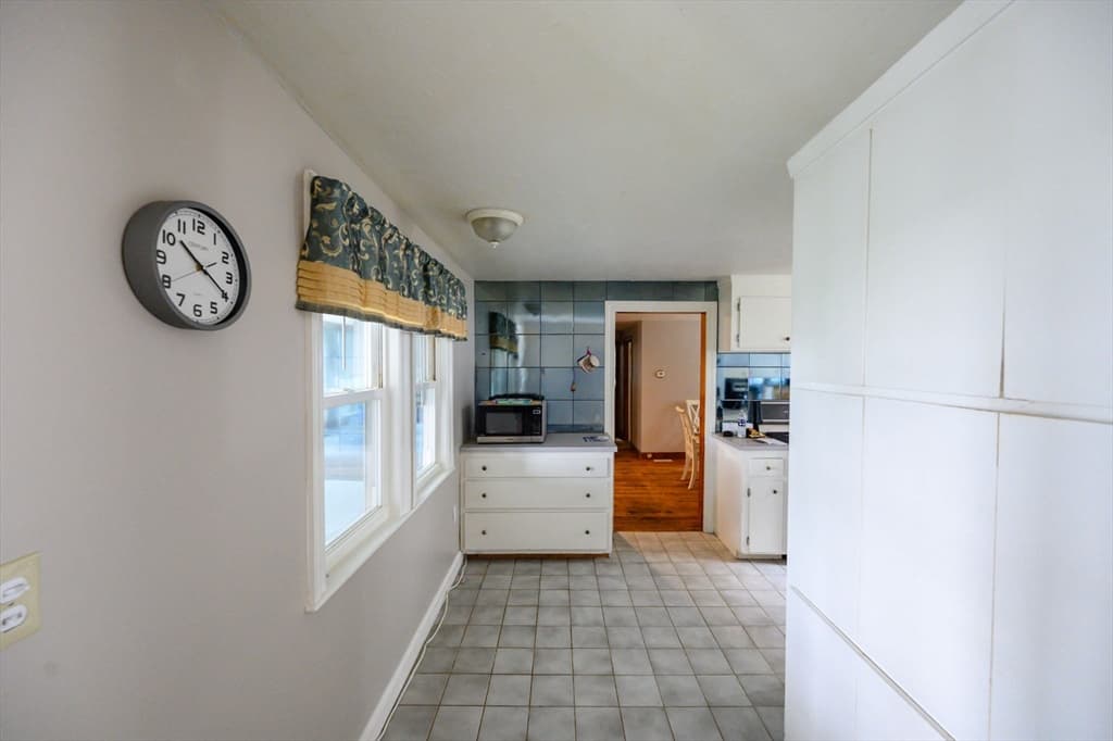 1154 Washington St, Hanover MA 02339 photo 13
