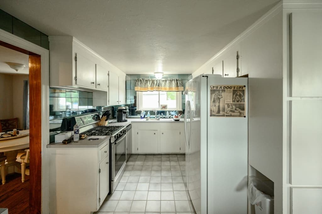 1154 Washington St, Hanover MA 02339 photo 12