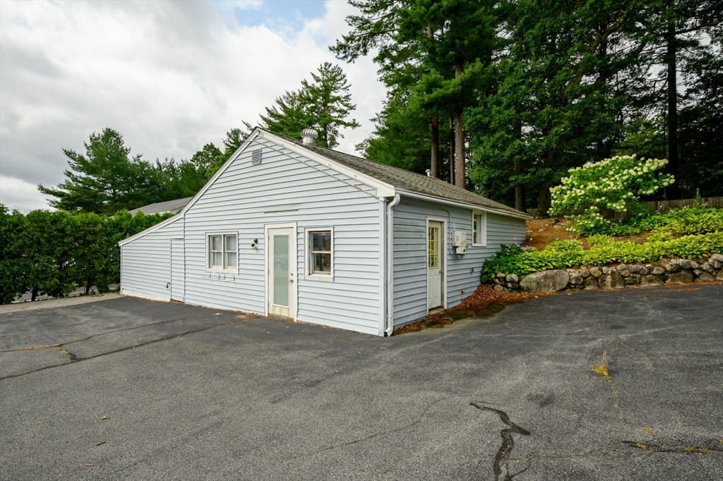 1154 Washington St, Hanover MA 02339 photo 34