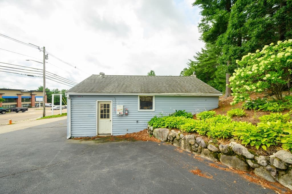 1154 Washington St, Hanover MA 02339 photo 35