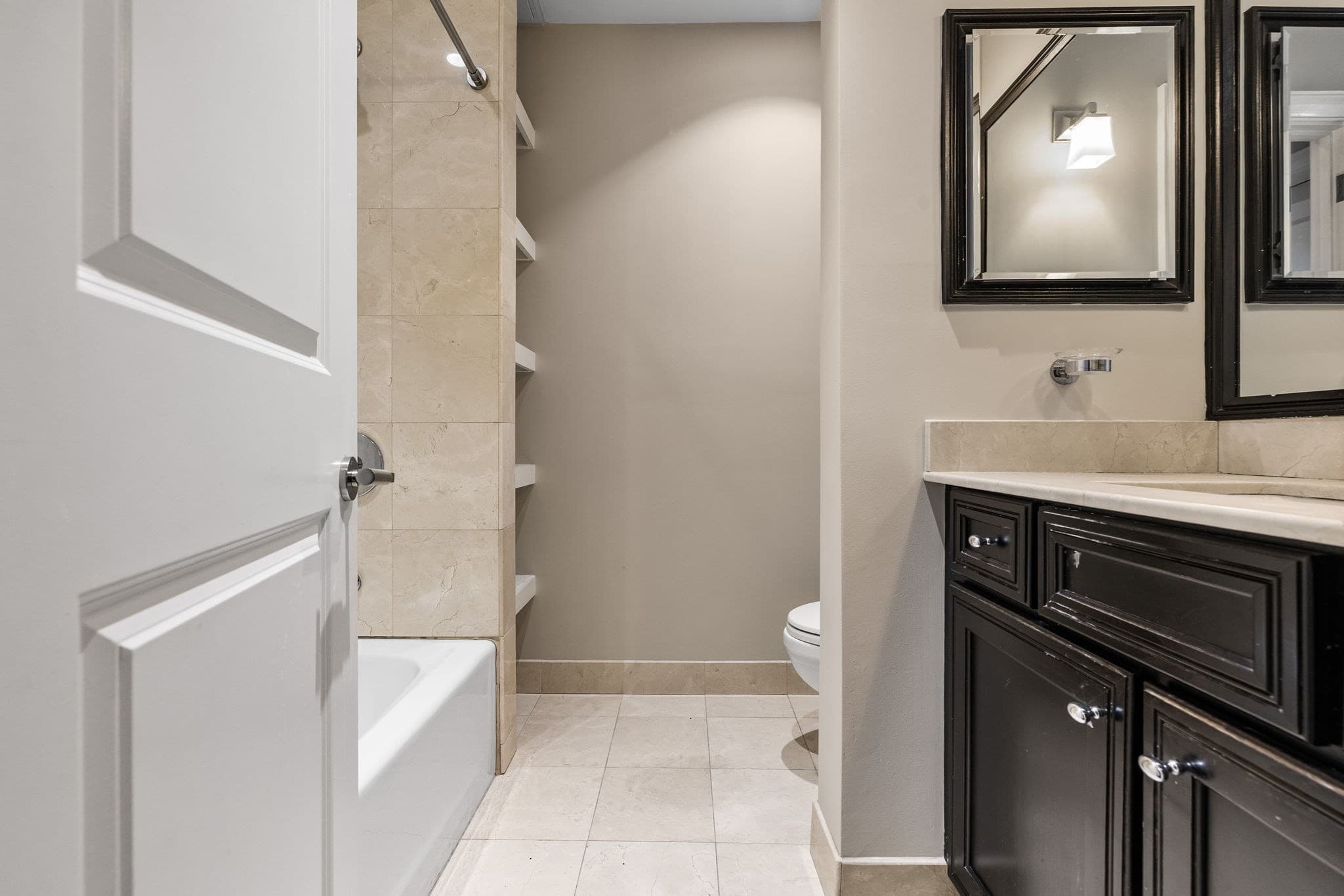 Condominium at 410 Boylston Street # 03, Boston MA 02116, photo 6 of 20