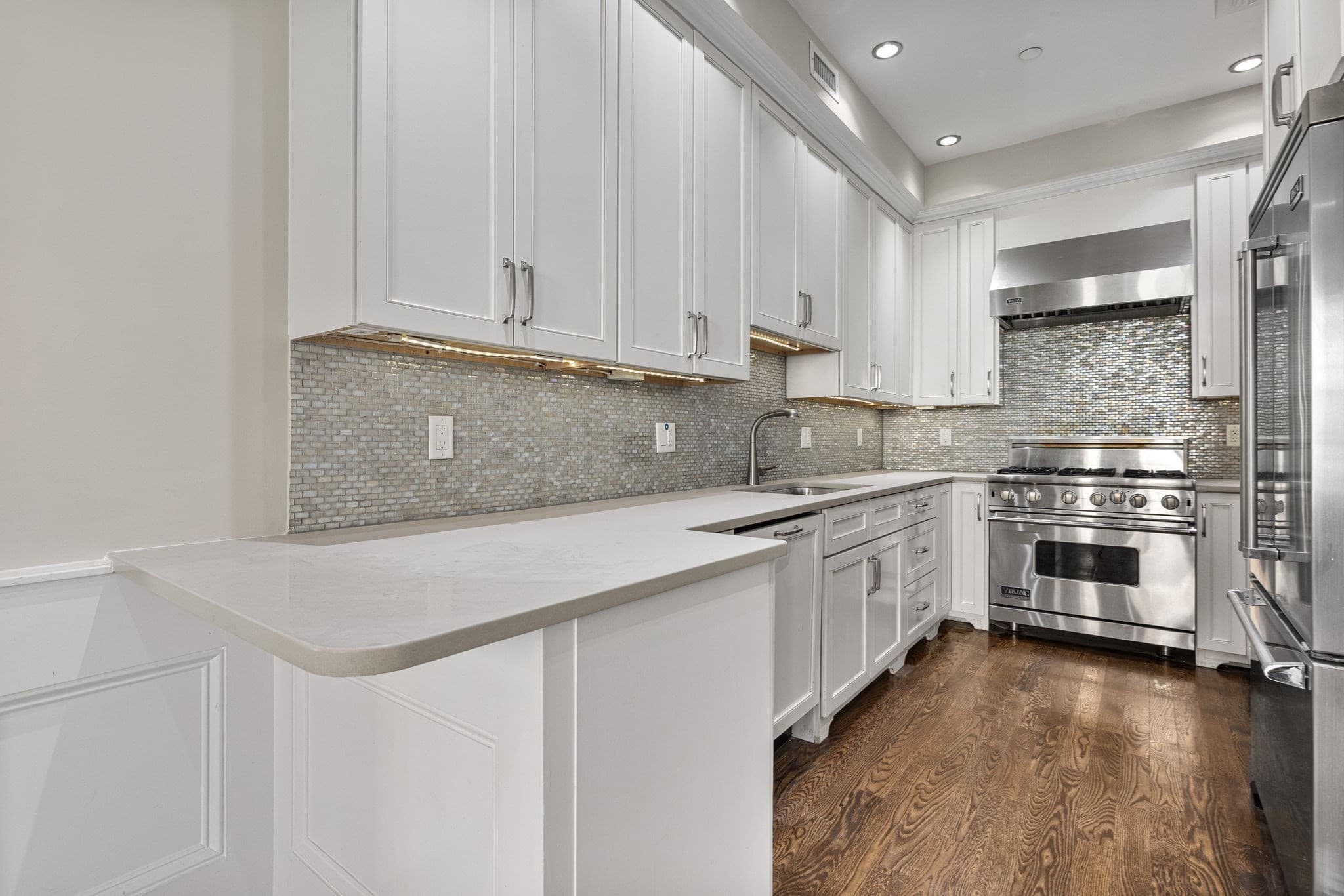 Condominium at 410 Boylston Street # 03, Boston MA 02116, photo 15 of 20