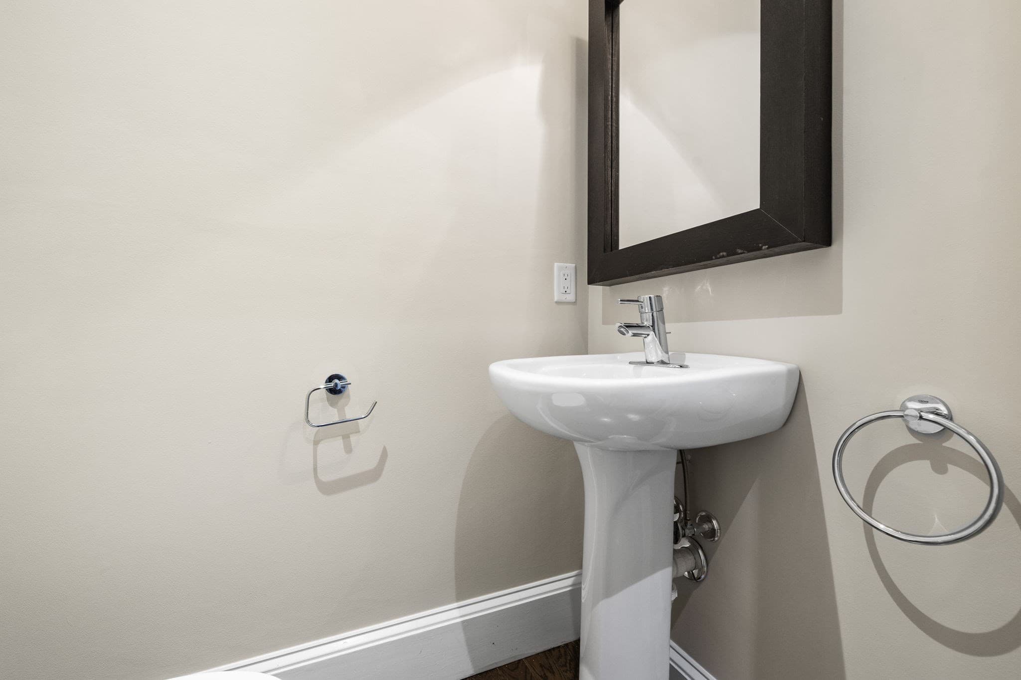 Condominium at 410 Boylston Street # 03, Boston MA 02116, photo 8 of 20