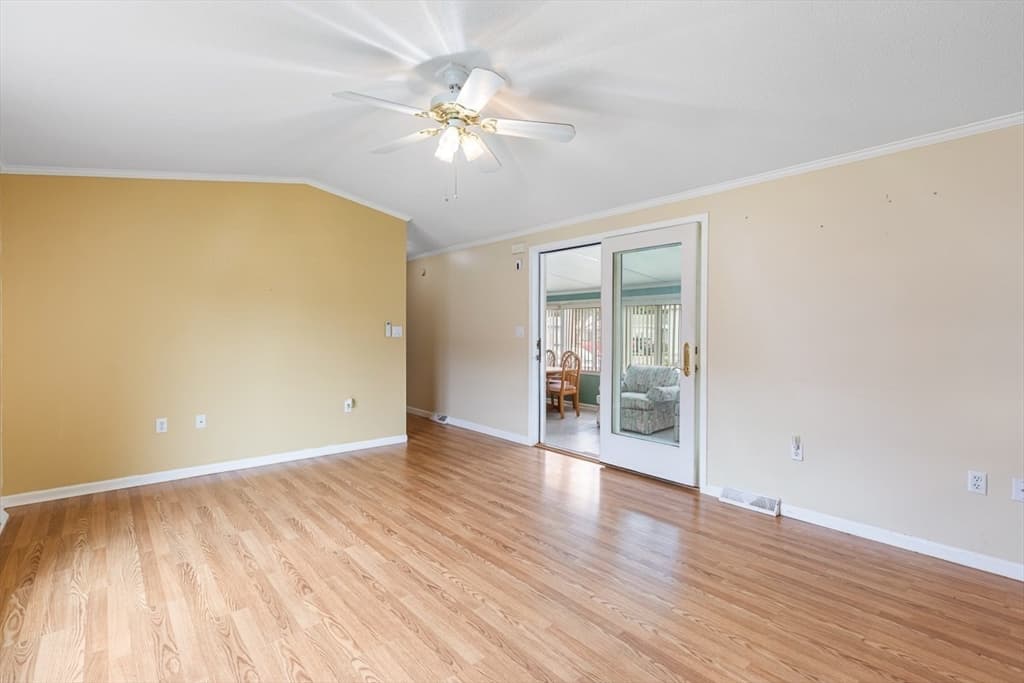 7 Robert Rd, Plainville MA 02762 photo 13