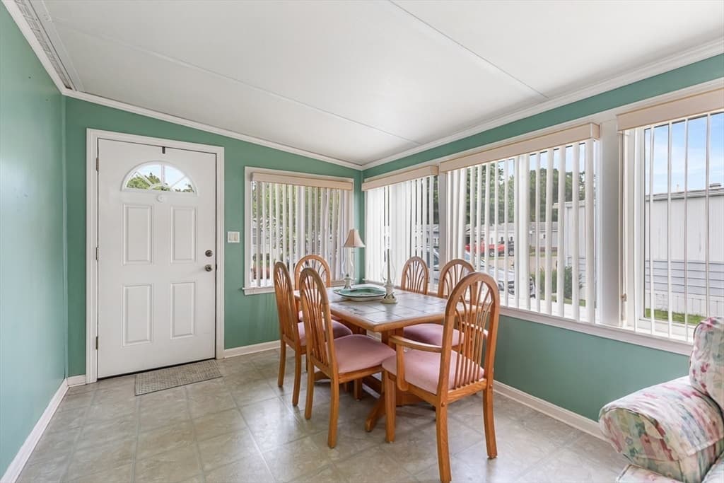 7 Robert Rd, Plainville MA 02762 photo 9