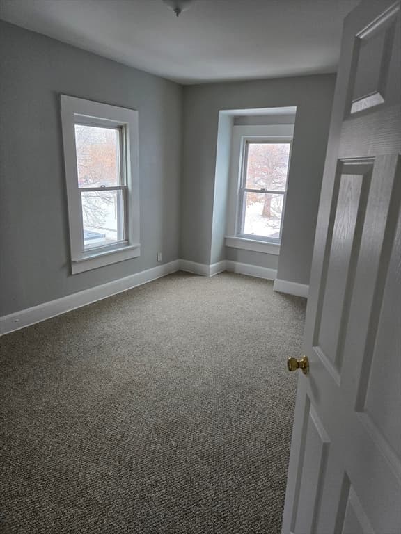 162 Northampton Ave, Springfield MA 01109 photo 6