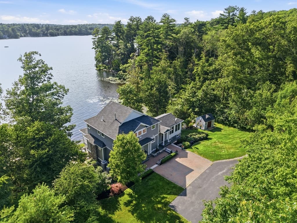 6 Weetamoo Way, Westford MA 01886 photo 2