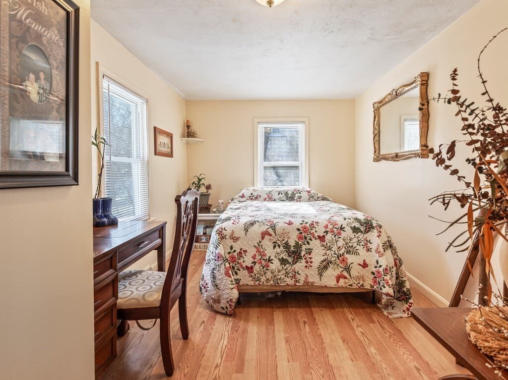 242 Pleasant Street, Leominster MA 01453 photo 16