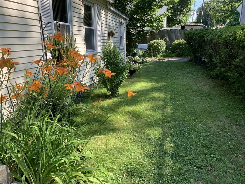 242 Pleasant Street, Leominster MA 01453 photo 5