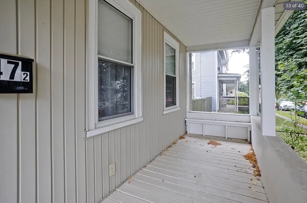 47 Taylor St, Holyoke MA 01040 photo 33
