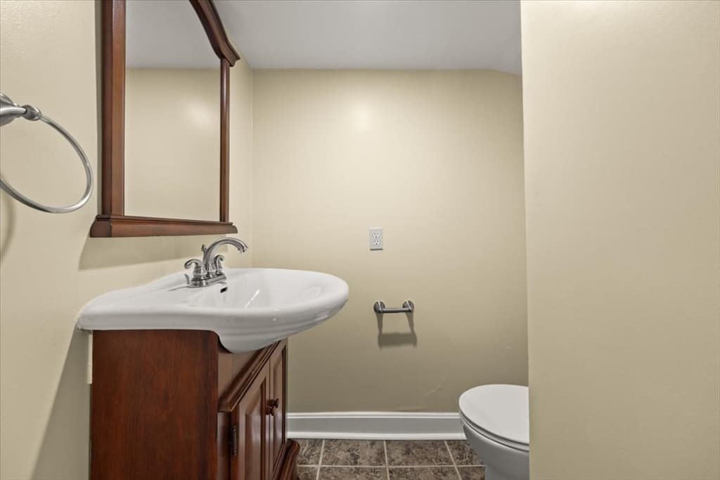 69 Front St, Weymouth MA 02188 photo 18