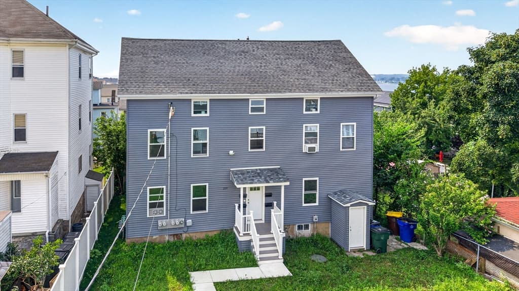 169 Grant Street., Fall River MA 02721 photo 3