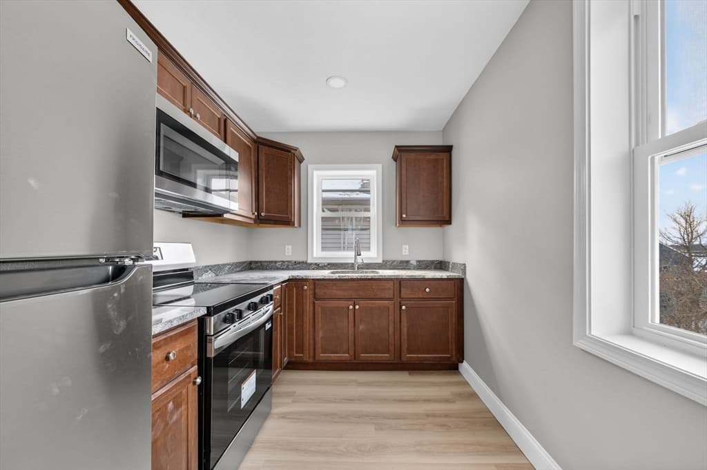 169 Grant Street., Fall River MA 02721 photo 39