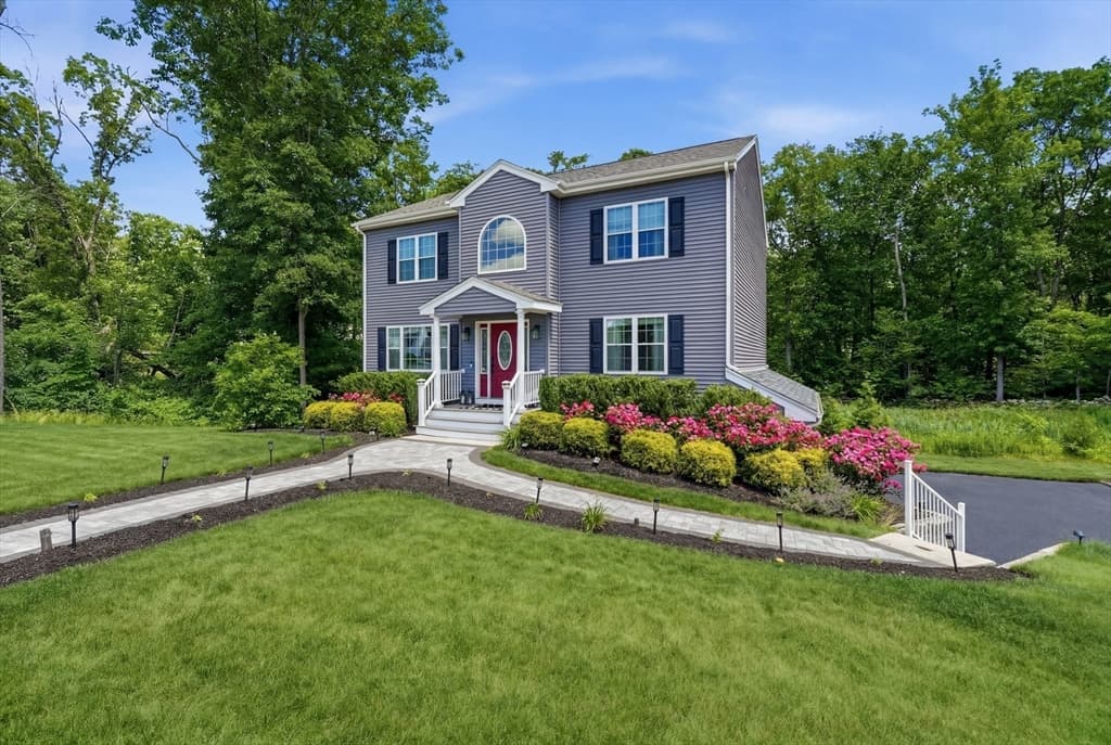 23 Richard K Stevens Dr, North Attleboro MA 02760 photo 2