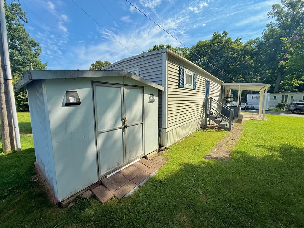 50 Puffin Dr, Chicopee MA 01020 photo 18