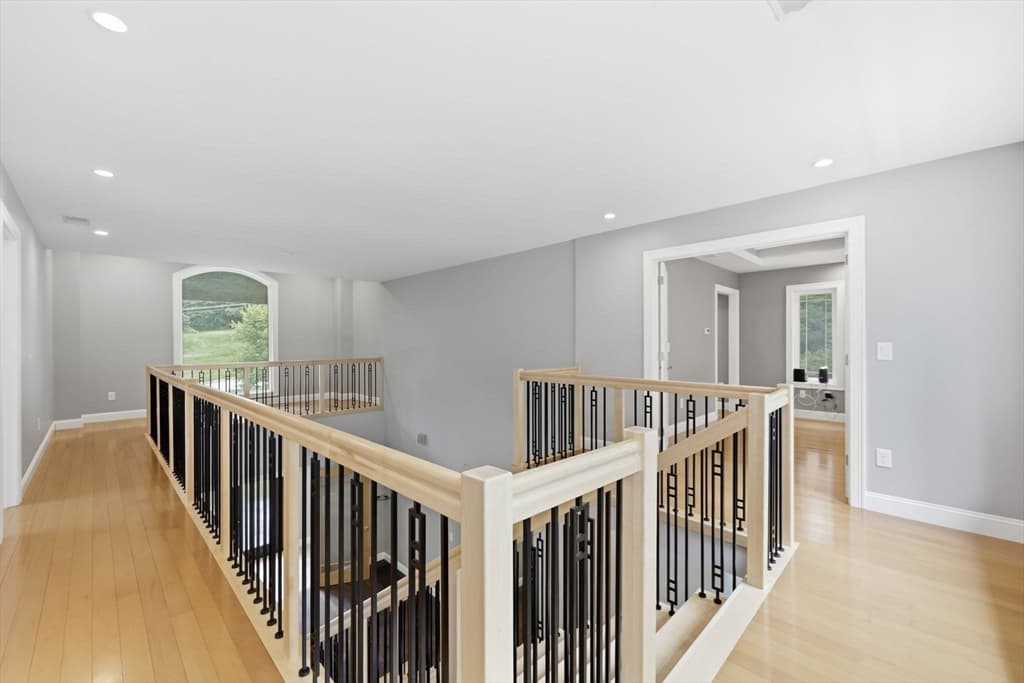 270 Barton Ave, Belchertown MA 01007 photo 17