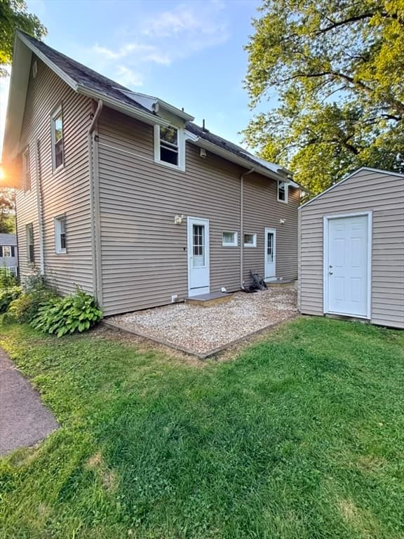 2 Family - 2 Units Side by Side at 49-51 High St, Hardwick MA 01031, Hardwick, photo 5 of 19