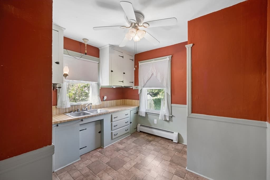 256 Green St, Fairhaven MA 02719 photo 10